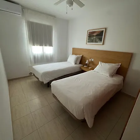 Sarah Вилла Коста Бланка